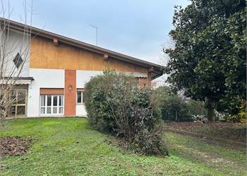 Villa Bifamiliare zona Favorita